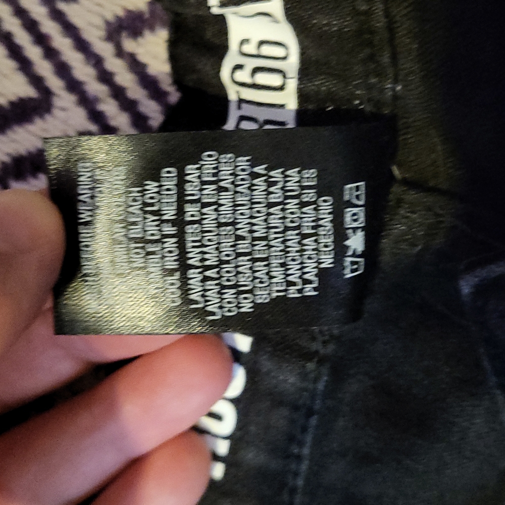 Jeans - Picture 4 of 5
